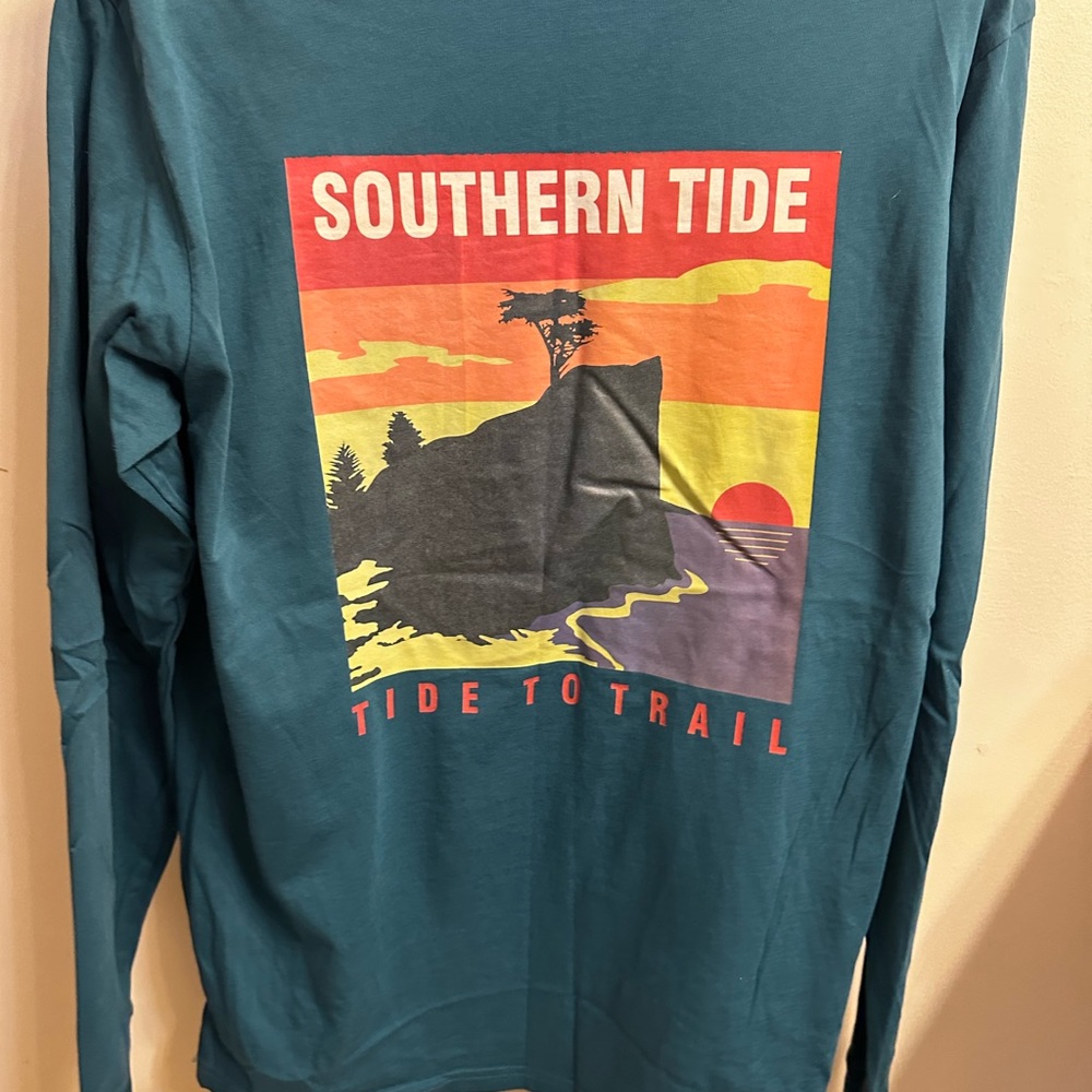 RARE Southern Tide Longsleeve